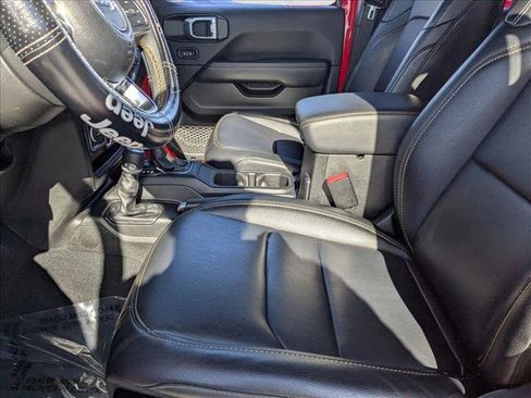 Used 2024 Jeep Wrangler Sahara w/ Technology Group image 16