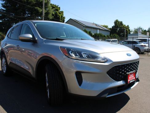 Used 2021 Ford Escape SE AWD/4WD image 3