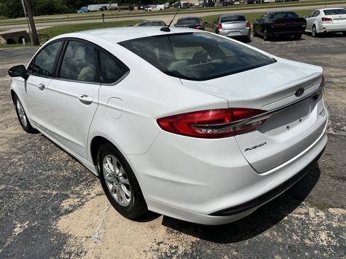 Used 2017 Ford Fusion S FWD image 7