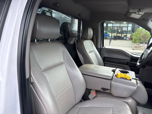 Used 2019 Ford F550 4x4 Regular Cab Super Duty image 16