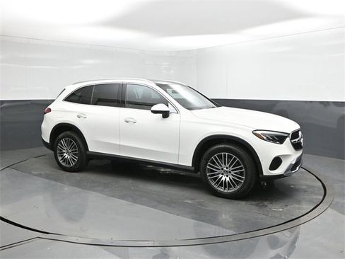 New 2026 Mercedes-Benz GLC 300 image 17