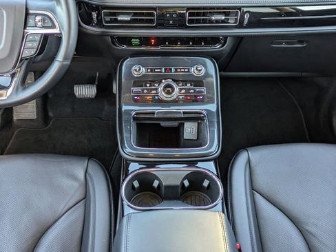 Used 2023 Lincoln Nautilus Reserve w/ Equipment Group 201A AWD/4WD image 19