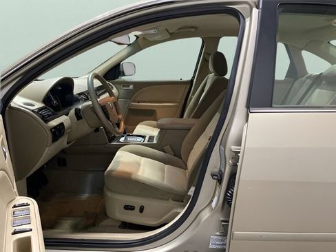 Used 2005 Mercury Montego Luxury FWD image 11
