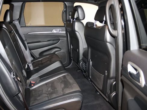 Used 2019 Jeep Grand Cherokee Altitude image 62