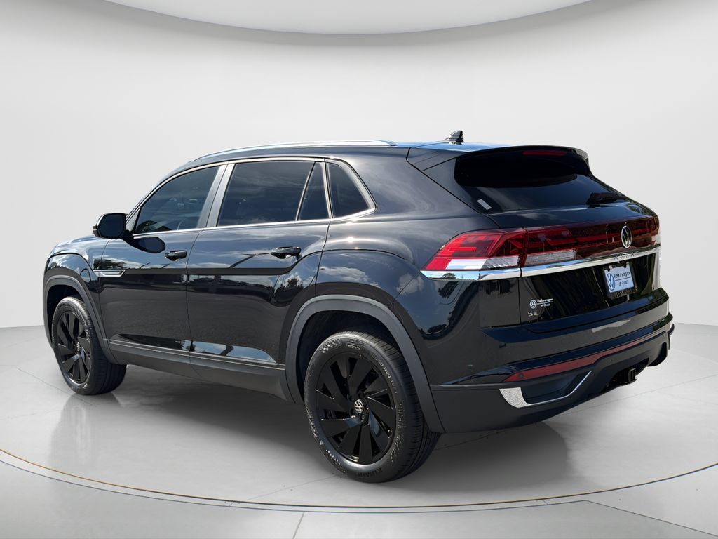 New 2026 Volkswagen Atlas Cross Sport SE FWD image 7