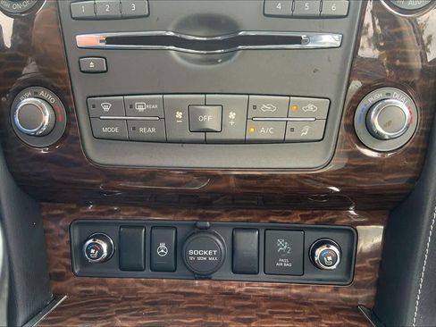 Used 2017 Nissan Armada Platinum w/ Captain Seat Package AWD/4WD image 32