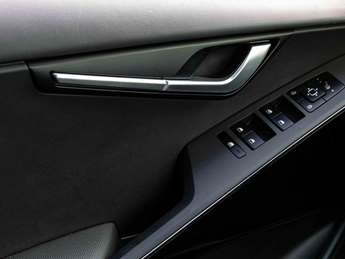 Certified 2024 Kia Niro Wind image 14