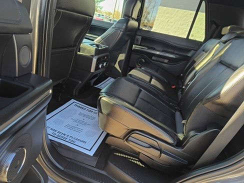 Used 2019 Ford Expedition XLT w/ Equipment Group 202A image 14