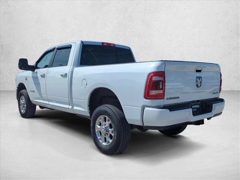 Used 2023 RAM 2500 Laramie AWD/4WD image 8