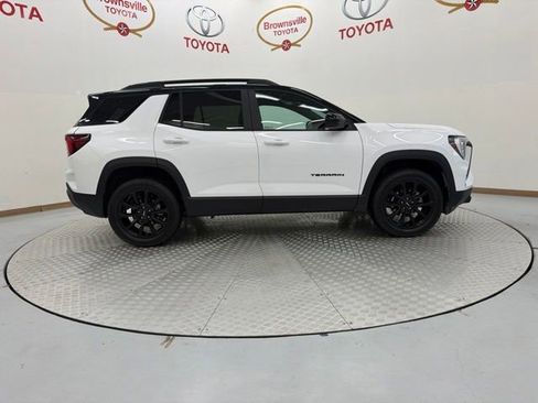 Used 2026 GMC Terrain Elevation w/ Black Edition FWD image 3