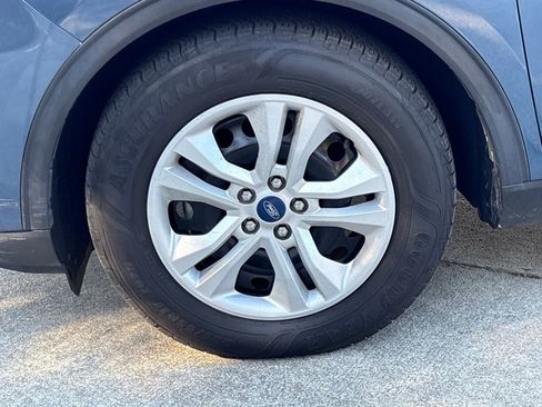 Used 2020 Ford Escape S image 11