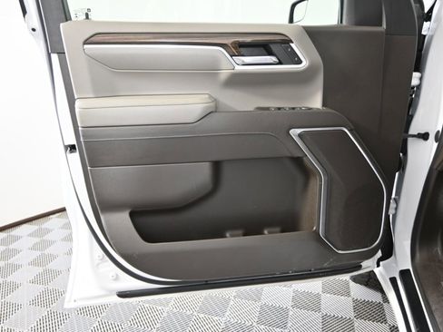 Used 2022 Chevrolet Silverado 1500 LT image 18