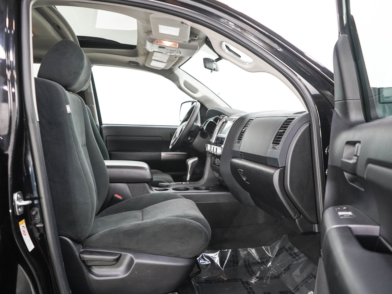 Used 2022 Toyota Sequoia TRD Sport AWD/4WD image 11