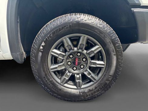 Used 2024 GMC Sierra 1500 AT4X AWD/4WD image 16