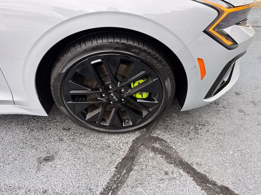 Used 2025 Kia K5 GT w/ GT1 Package FWD image 17