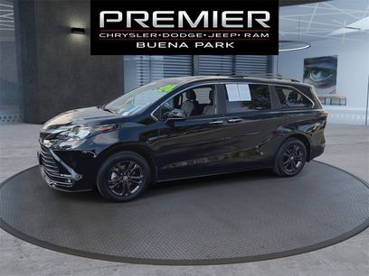 Used 2024 Toyota Sienna XLE Woodland Edition