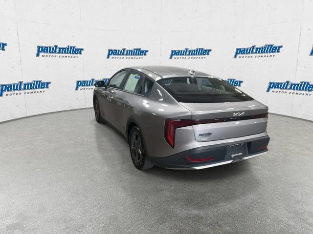 Used 2025 Kia K4 FWD image 8