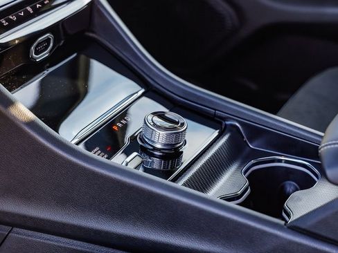 New 2026 Jeep Grand Cherokee Altitude AWD/4WD image 21