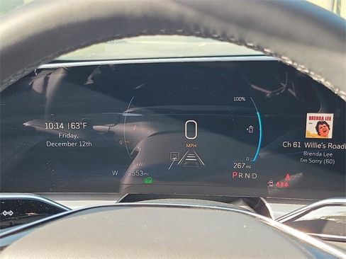 Used 2025 Cadillac Lyriq Luxury image 10