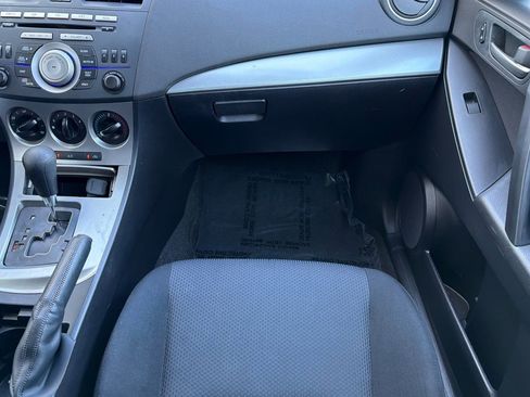 Used 2010 MAZDA MAZDA3 i Touring image 26