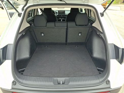 Used 2023 Honda HR-V LX image 29