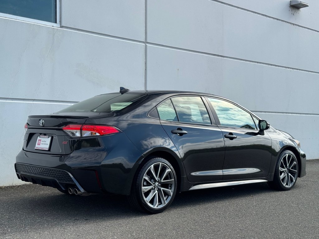 Certified 2022 Toyota Corolla SE w/ SE Premium Package FWD image 7