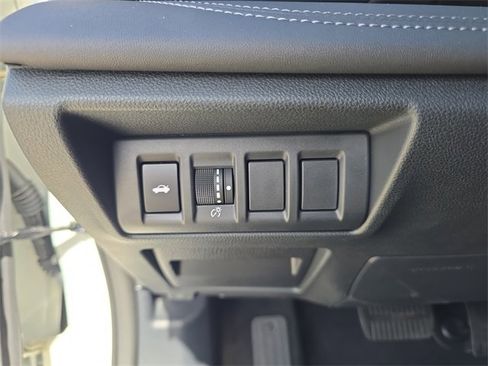 Used 2025 Subaru Legacy Limited w/ Popular Package #3 image 22