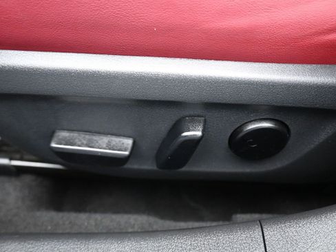 Used 2022 MAZDA MAZDA3 s image 13