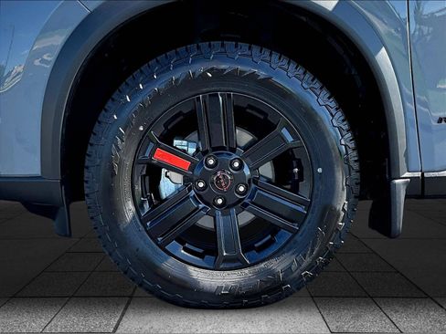 Certified 2026 Nissan Rogue SV AWD/4WD image 36