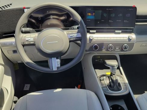 New 2026 Hyundai Kona SE FWD image 6