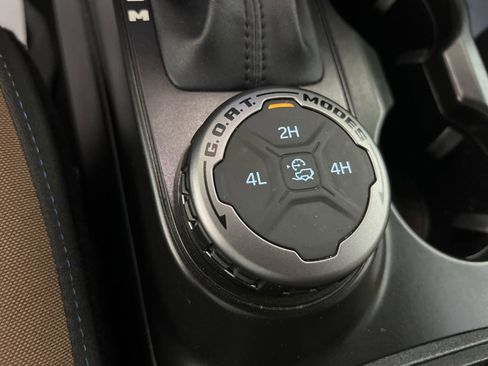 Used 2021 Ford Bronco Outer Banks image 33