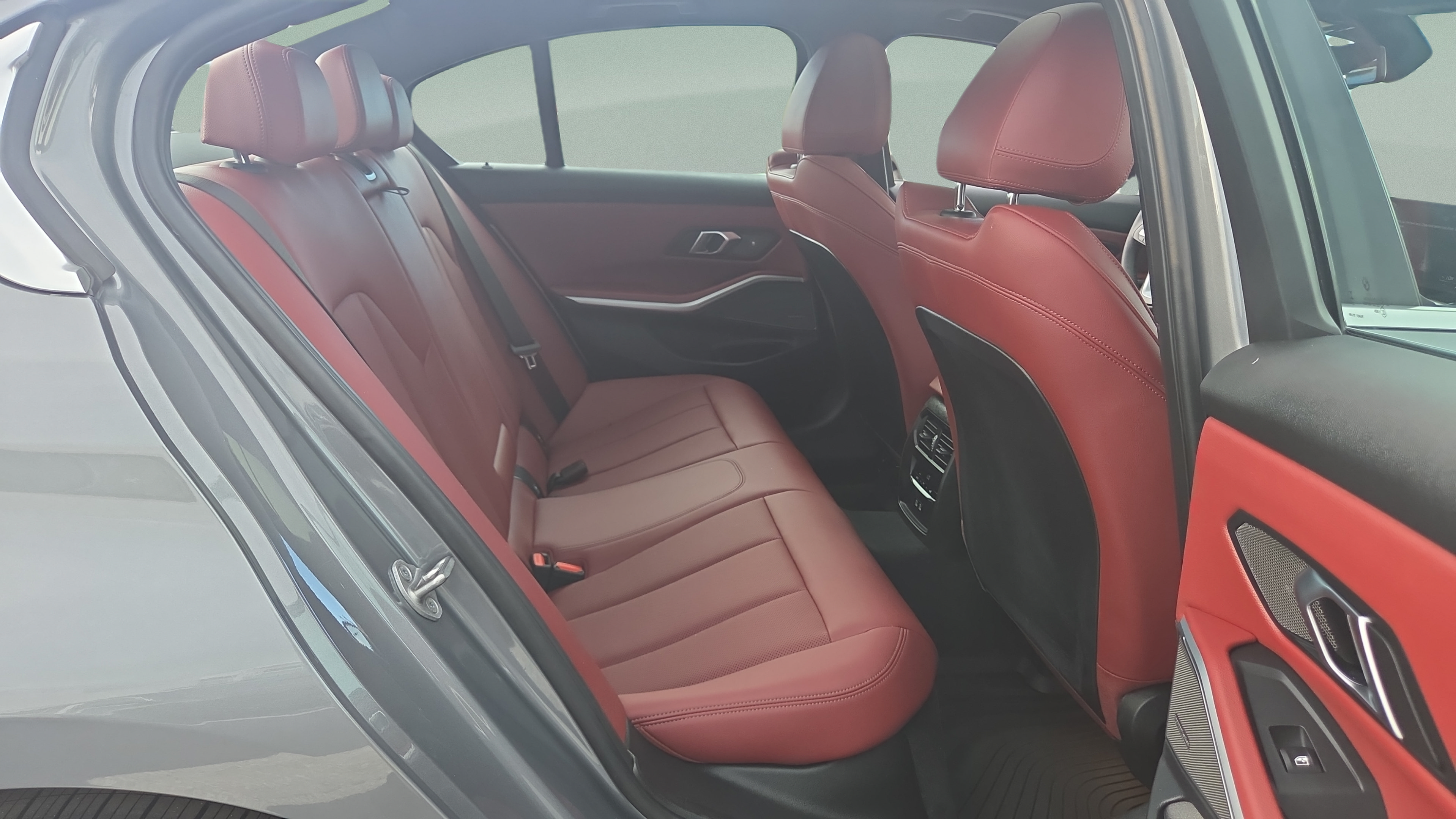 Certified 2024 BMW 330i Sedan w/ Premium Package RWD image 15