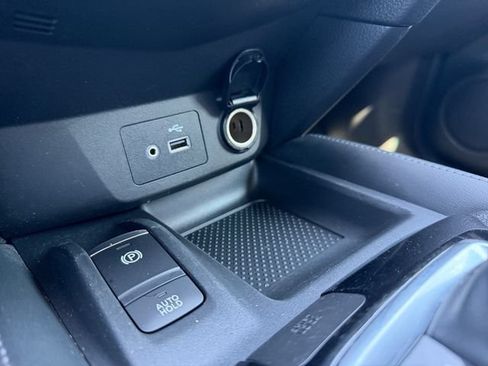 Used 2019 Nissan Rogue Sport SL w/ Premium Package FWD image 23