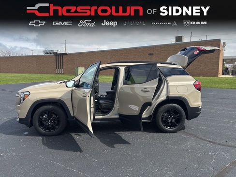 Used 2023 GMC Terrain AT4 w/ Infotainment Package II image 14