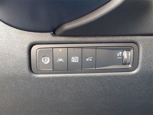 New 2026 Chevrolet Equinox EV LT image 10