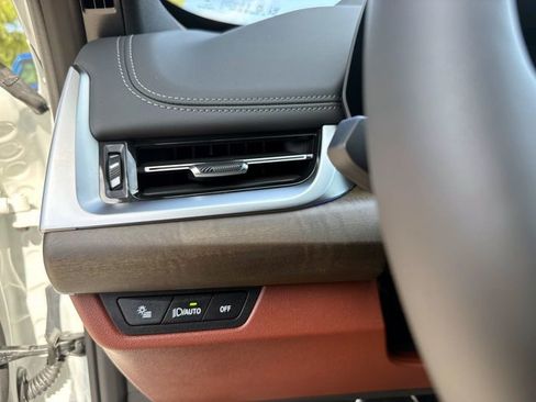 New 2026 BMW X1 xDrive28i w/ Technology Package AWD/4WD image 37