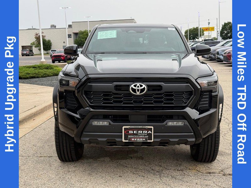 Used 2024 Toyota Tacoma TRD Off-Road w/ TRD Off Road Upgrade Package AWD/4WD image 8