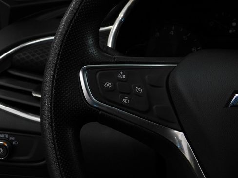 Used 2019 Chevrolet Malibu LT image 40