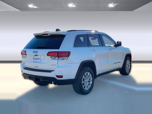 Used 2021 Jeep Grand Cherokee Laredo X image 9