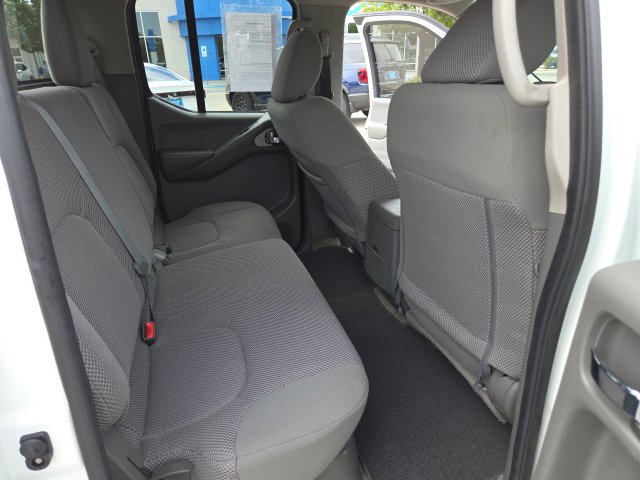 Used 2017 Nissan Frontier SV w/ SV Value Truck Package RWD image 21
