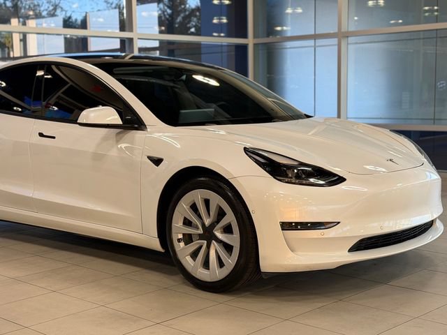 Used 2021 Tesla Model 3 Standard Range Plus RWD image 5