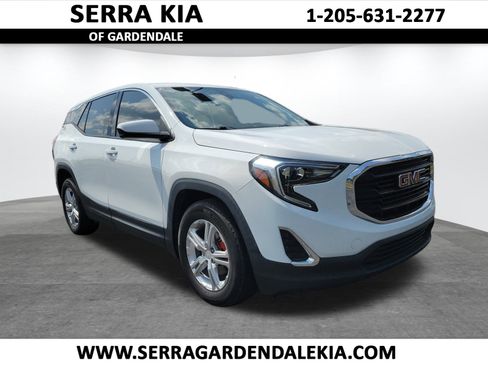 Used 2020 GMC Terrain SLE image 1