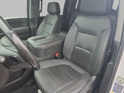 Certified 2022 Chevrolet Silverado 2500 LTZ w/ LTZ Plus Package image 17