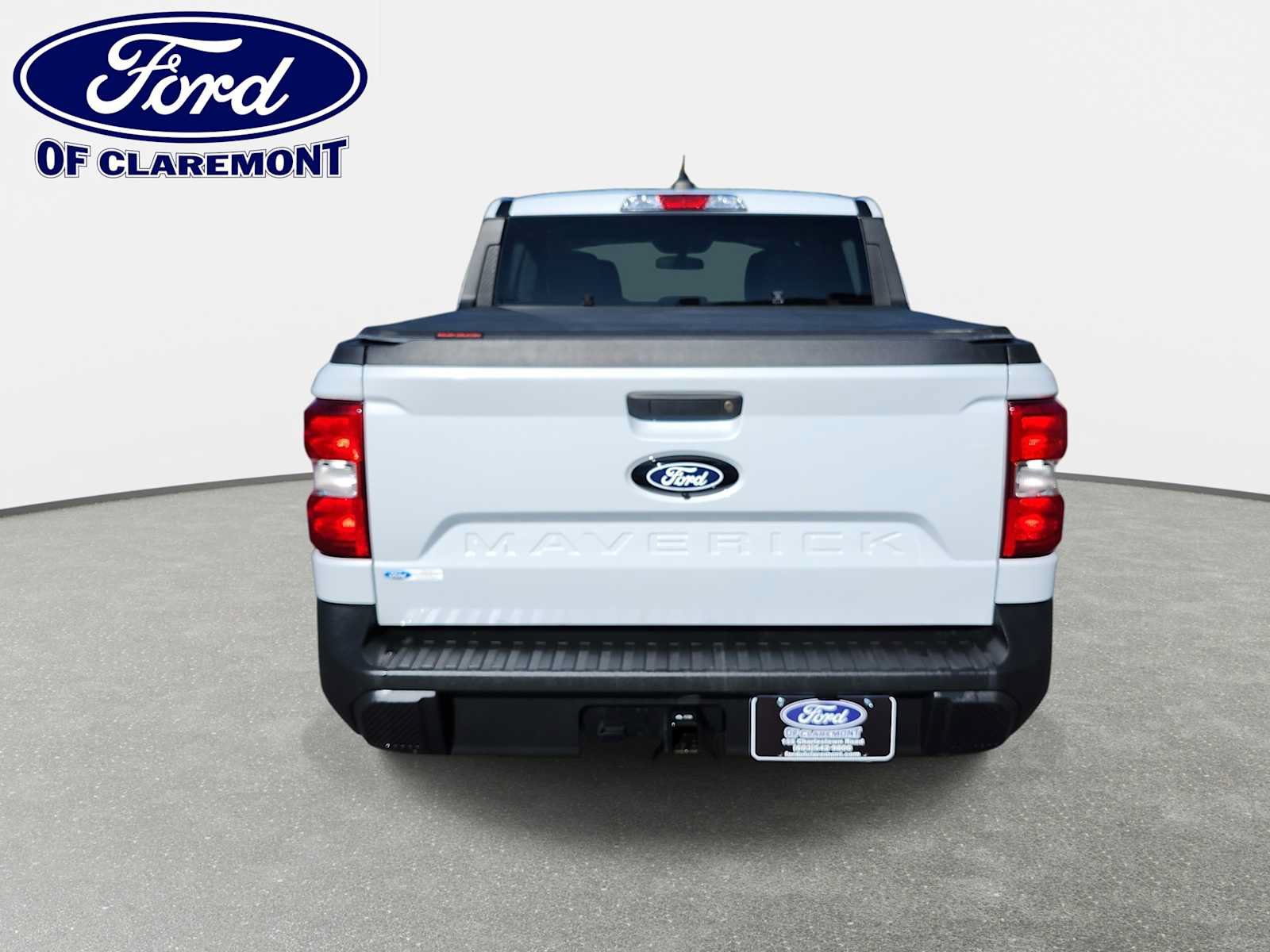 Used 2025 Ford Maverick XL w/ Equipment Group 102A AWD/4WD image 17
