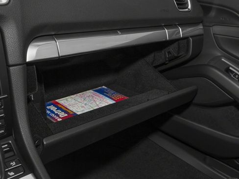 Used 2016 Porsche Boxster image 15