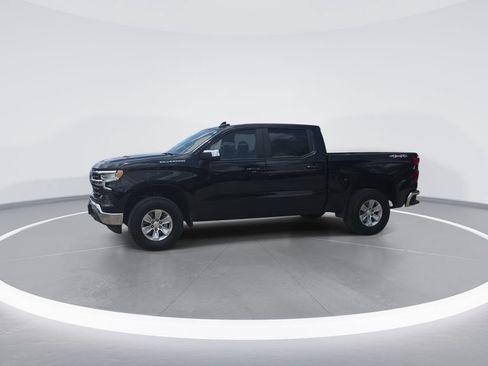 Used 2024 Chevrolet Silverado 1500 LT AWD/4WD image 4