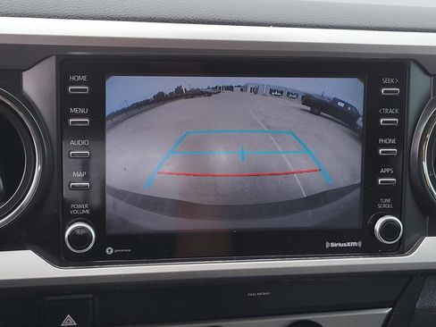 Used 2020 Toyota Tacoma SR5 RWD image 26