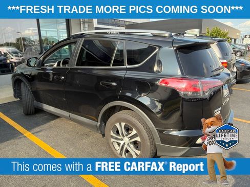 Used 2018 Toyota RAV4 LE w/ All Weather Liner Package AWD/4WD image 5