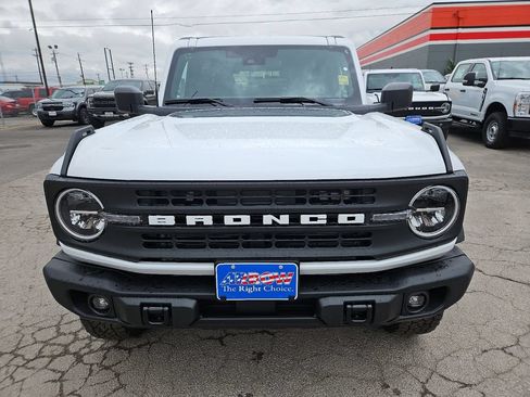 New 2026 Ford Bronco Big Bend w/ Black Diamond Package AWD/4WD image 3