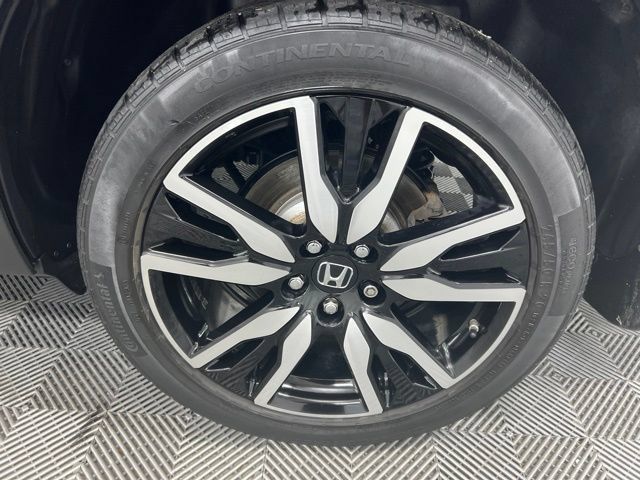 Used 2020 Honda Pilot Touring image 10